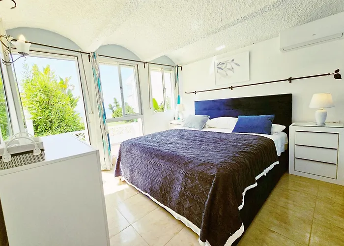 Golden Bay House By Lica Alpstuga *