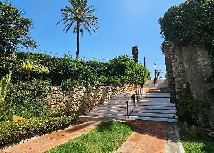 Golden Bay House By Lica Alpstuga Estepona