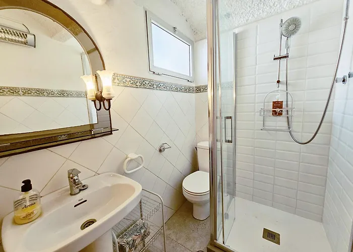 Golden Bay House By Lica Alpstuga