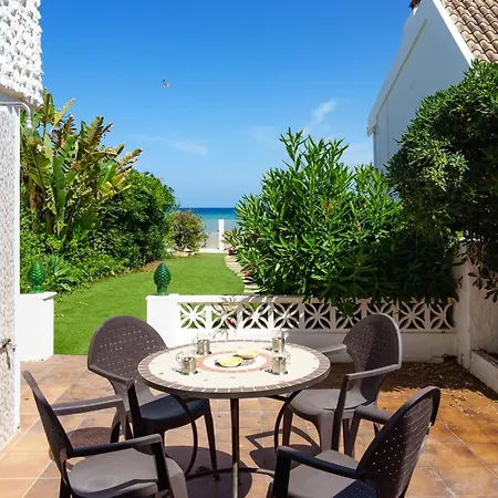 Domek alpejski Golden Bay House By Lica Estepona