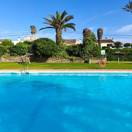 Golden Bay House By Lica Domek alpejski Estepona