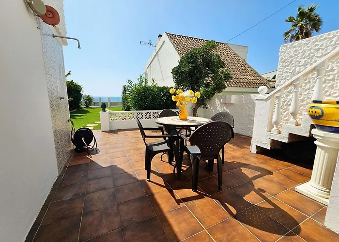 Golden Bay House By Lica Chalet Estepona