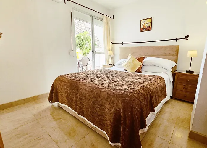 Golden Bay House By Lica Chalet