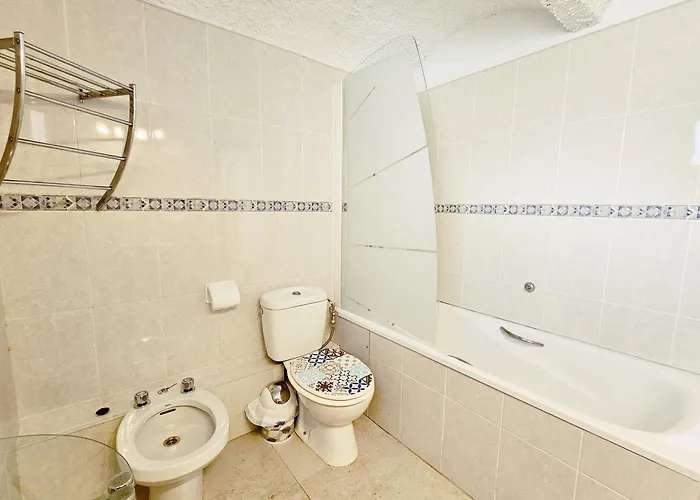 Golden Bay House By Lica *