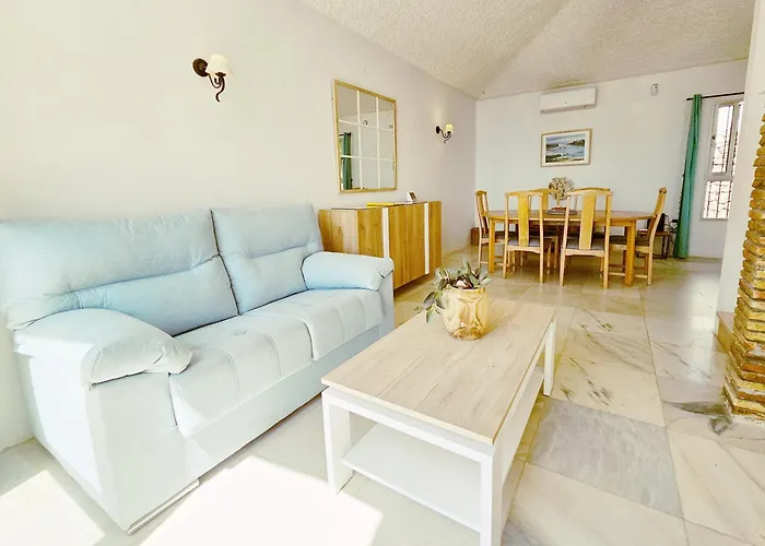 Golden Bay House By Lica Chalet